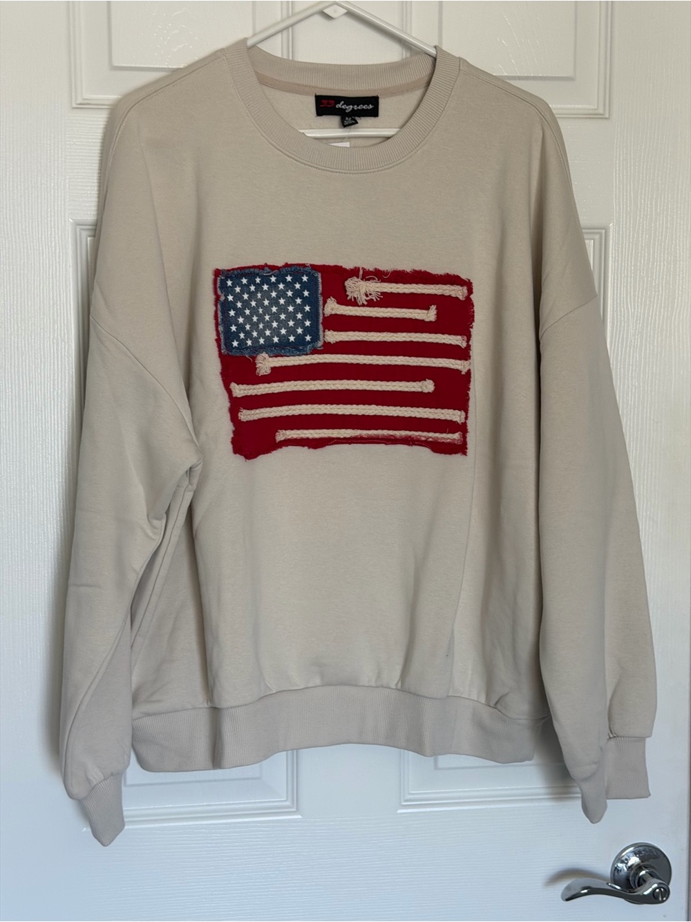 33 Degrees Beige Flag Appliqué Crewneck Sweatshirt